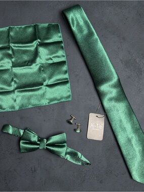 Hi-Tie Dark Green Silk Tie Set Bow Tie Pocket Square Cufflinks NIP